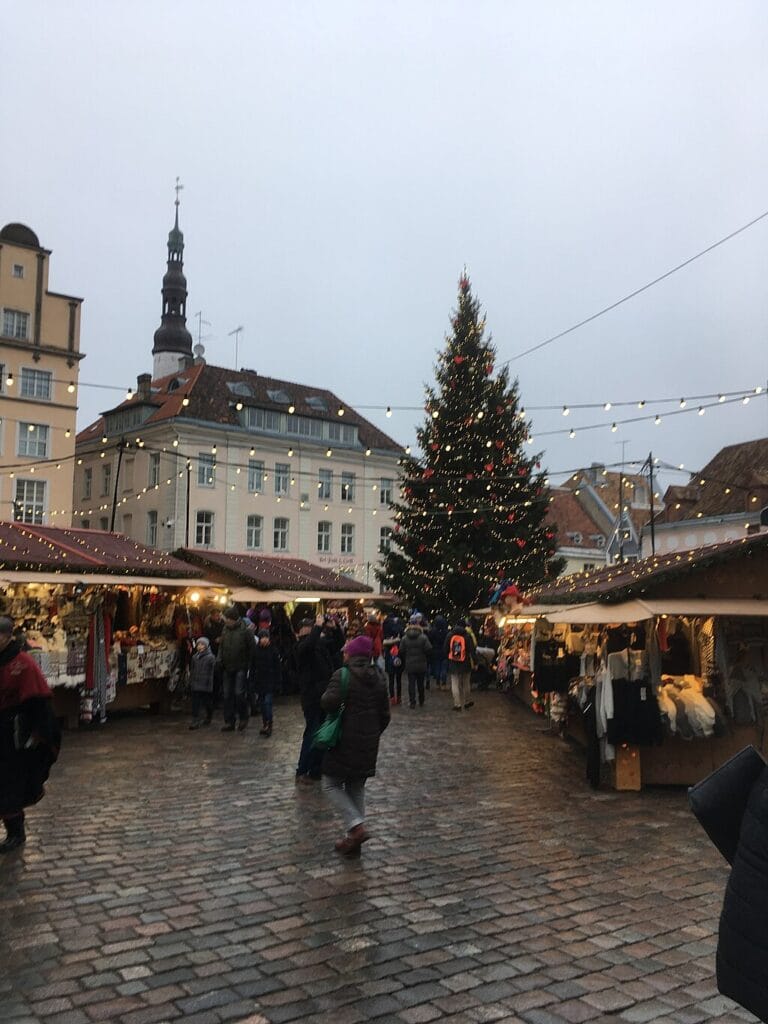 1024px-Tallinn_Christmas_Market_2018